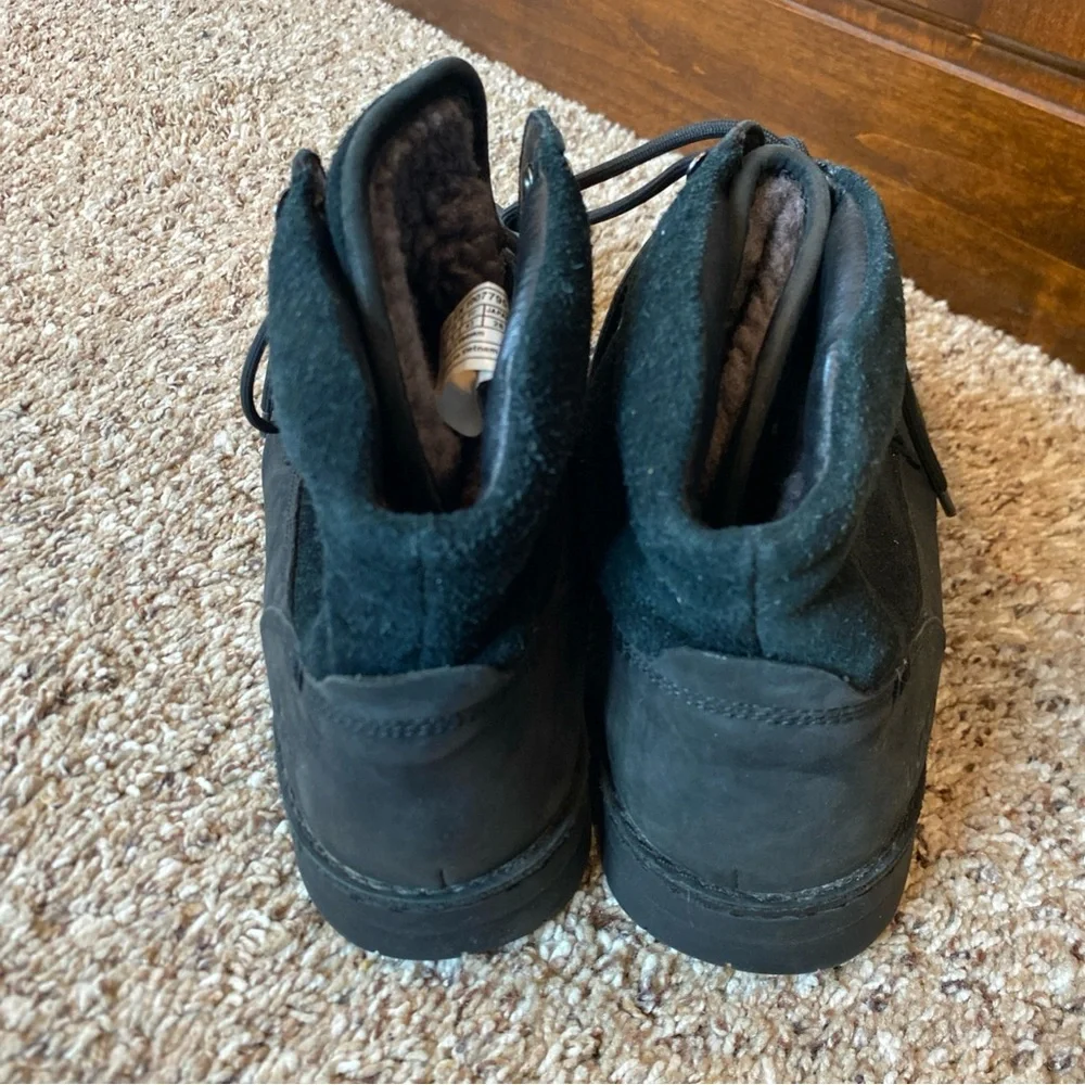 Ugg Barrington Waterproof Moc Toe Boots Black Mens Size 10 Leather Suede Ankle